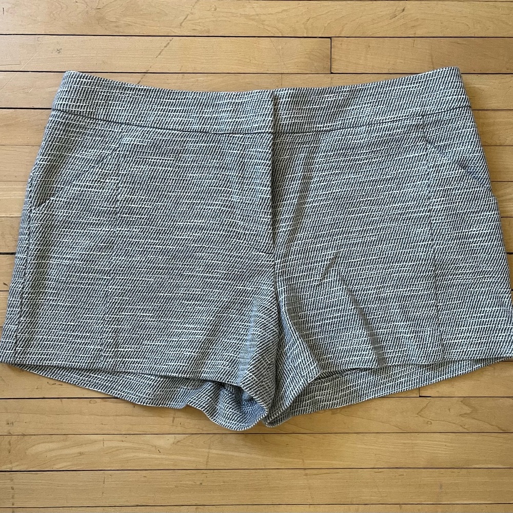 Women’s Loft Gray Textured Cotton Blend Chino Shorts
